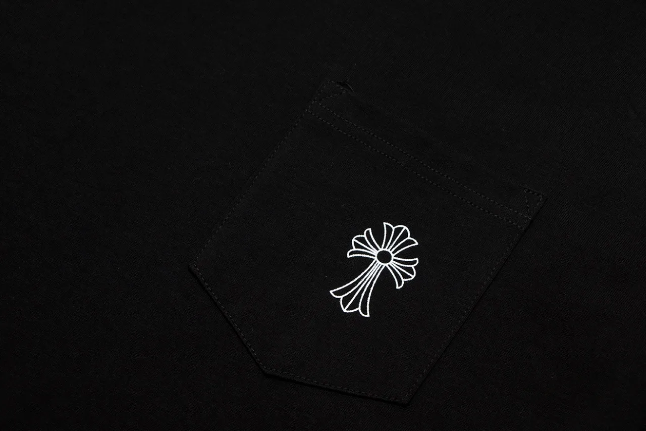 P150 Chrome Hearts Chrome Hearts Sanskrit Cross Armband Short Sleeve Size: SMLXL Color: Black